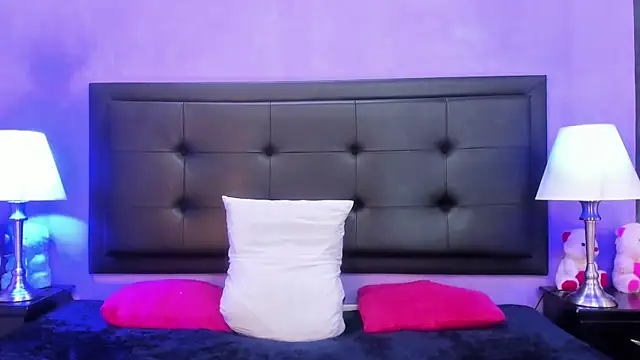 MaduraLuciana Live Sex Cams