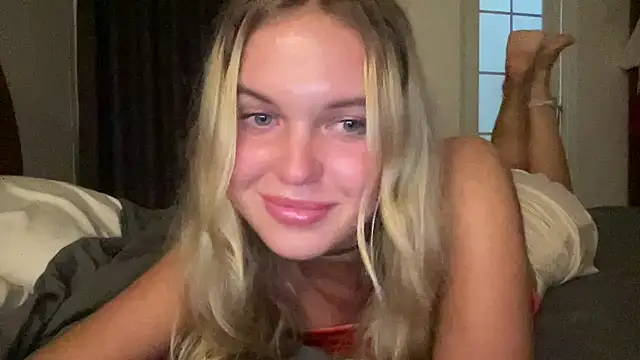 nikasuper's Webcam Show