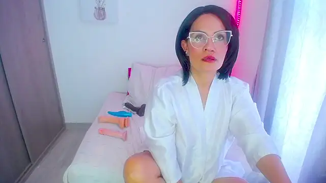 CarolinneFiotti Live Sex Cams