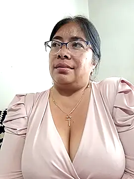 __valentina18: вебкам-шоу