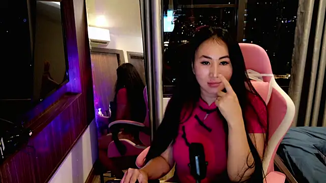 Moongirlme Live Sex Cams