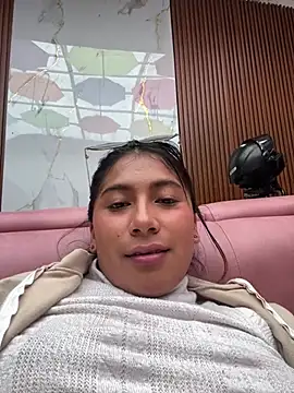 LinnaGardenia Live Sex Cams