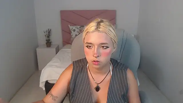 april_bunnyy 网络视讯表演