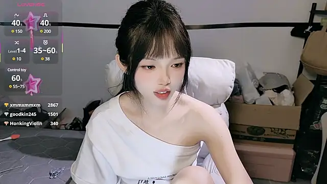 美女XueNi-888在线直播
