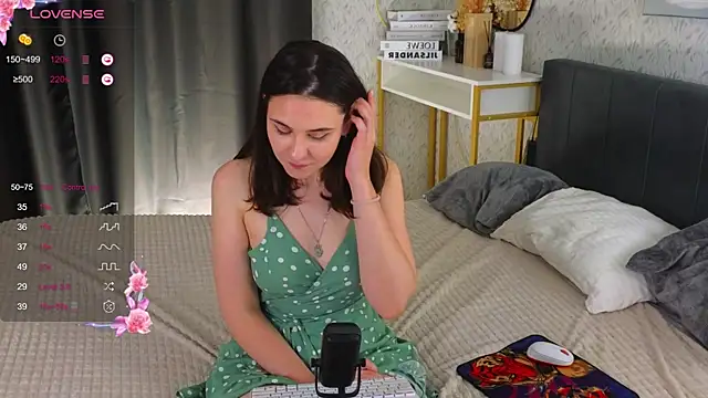 millameow Live Sex Cams