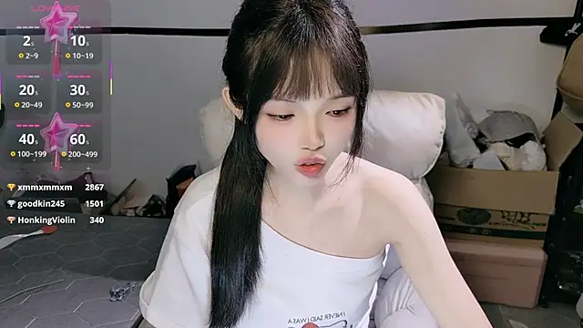 美女XueNi-888在线直播
