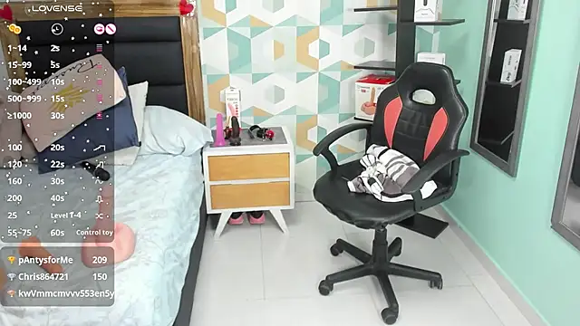 CATIAJONES Live Sex Cams