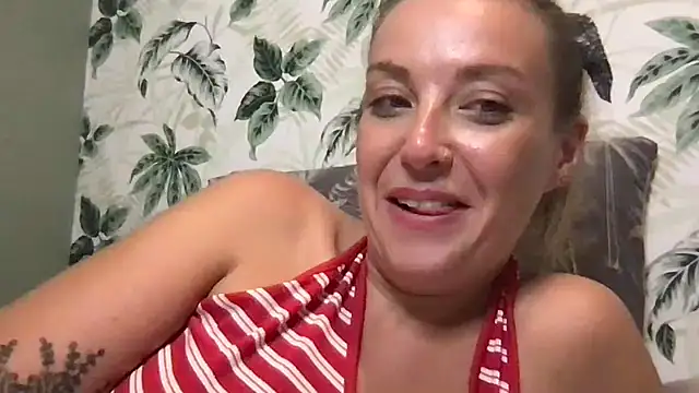 HeatherSummerzz's Webcam Show