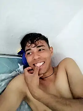 Webkamerová show Sexynicohotxxx_