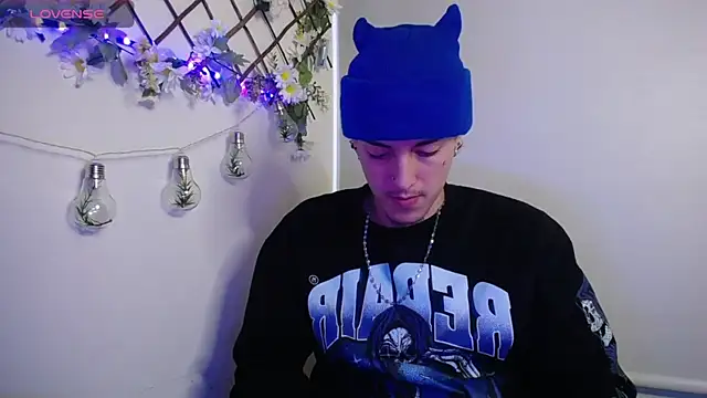 Webkamerová show Aaron-Saemz-
