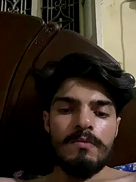 Webkamerová show desi7inchisdick