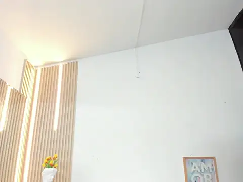 liizzy_foxxx's Webcam Show