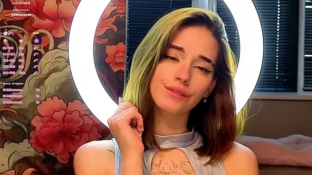 LynDanson Live Sex Cams