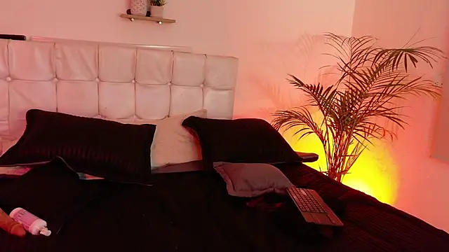Fox_freckles Live Sex Cams
