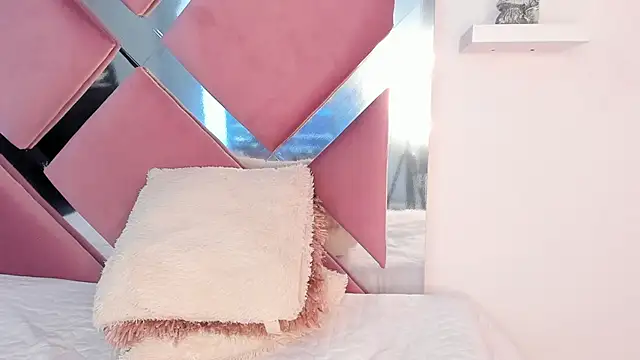giaa_davis Live Sex Cams
