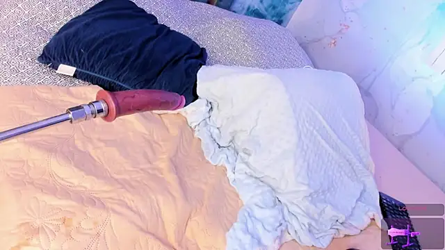 Hilary_Smile_ Live Sex Cams