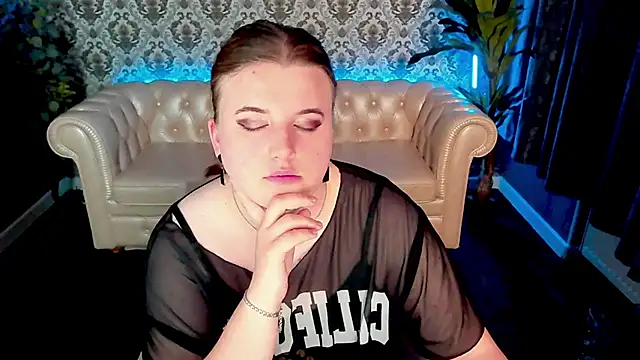 KristiMoons Live Sex Cams