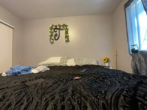 JizzyJazzunleashed's Webcam Show