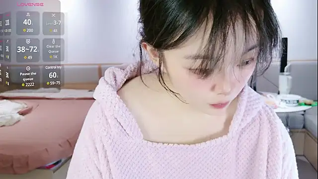 美女MM-Xylia在线直播