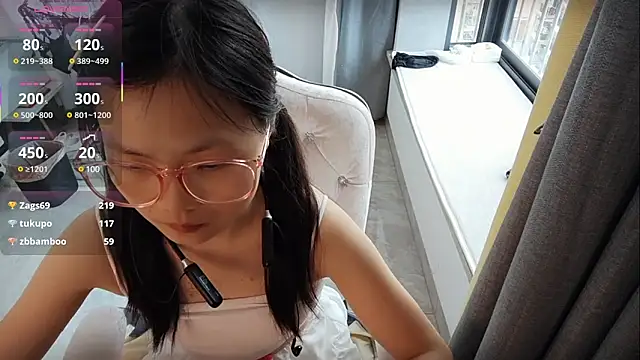 美女Lena-yyds在线直播