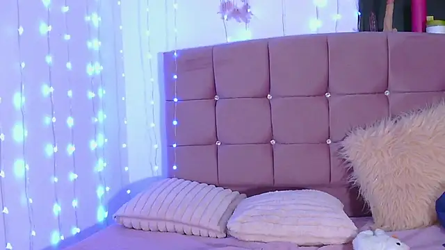 BunnyscottLux Live Sex Cams