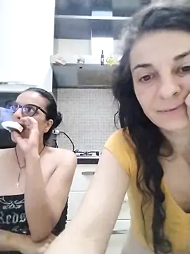 luciaegraziella's Webcam Show