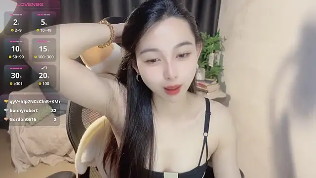 美女Yin-LL在线直播
