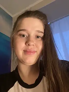 HornyGirlH 网络视讯表演