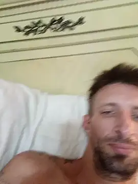 Erika_Bubbles' Live Sex Cam Show