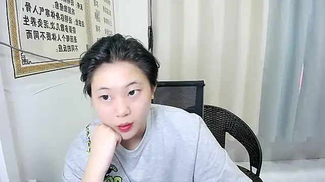 美女Yuisv03在线直播