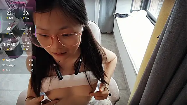 美女Lena-yyds在线直播
