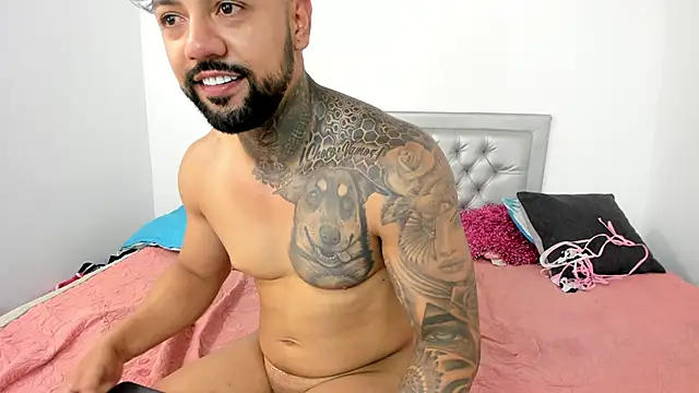 SEXXYLATINCOUPLE1