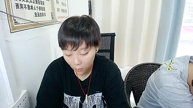 美女Yuisv03在线直播