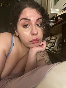 holyeroticss' Webcam Show