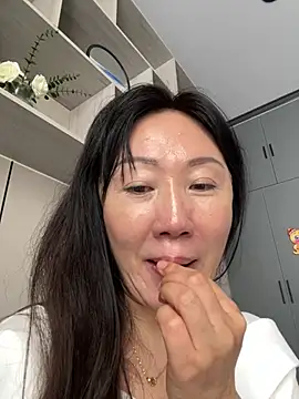 美女xiaomei-11在线直播
