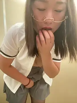 美女maomao_520在线直播