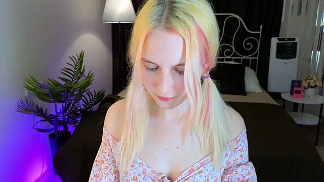 chii_sakura Live Sex Cams