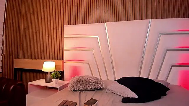 AdelaTaylor Live Sex Cams