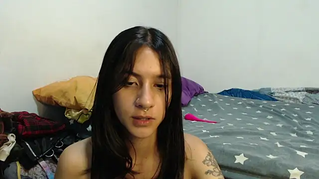 AlinaWoolf_'s Webcam Show