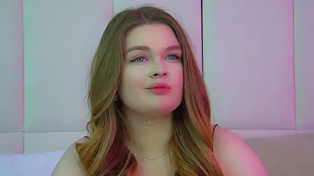 CrystalLyons' Webcam Show