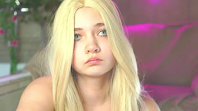 nikoli_naw Live Sex Cams