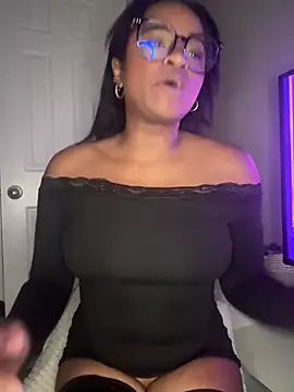 SluttyBabyAngel's Live Sex Cam Show