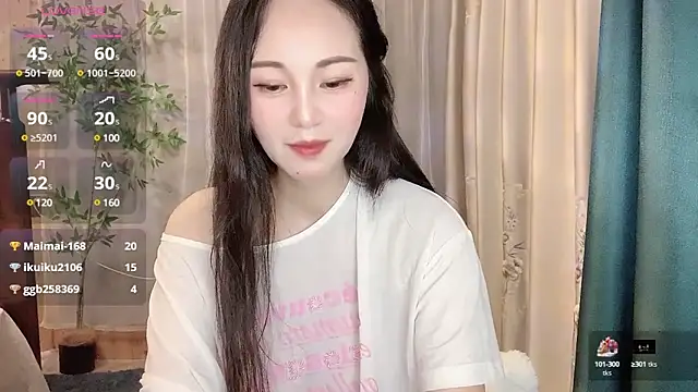 美女88T88-Aoo在线直播