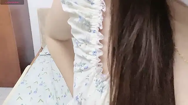 美女littlecn在线直播