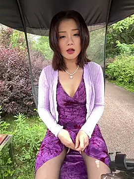 美女Asia-Melody在线直播