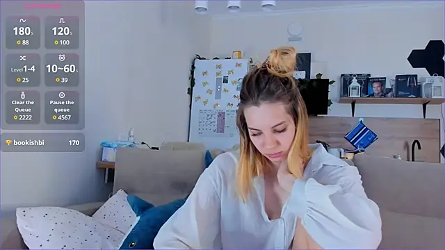 Girl_alone_home