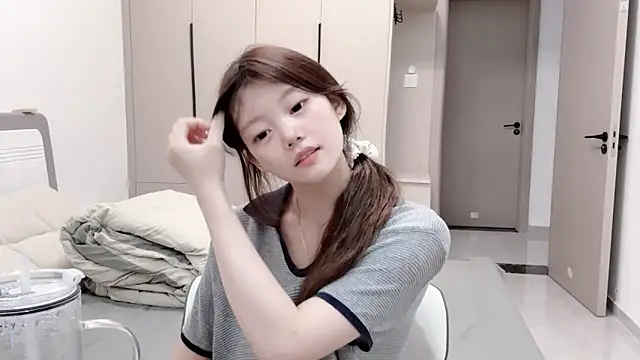美女yang-yang-yang在线直播