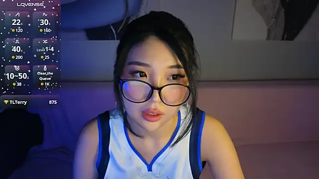 emili_blanc's Webcam Show