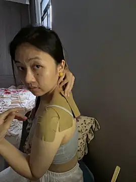 美女haiyan125216在线直播