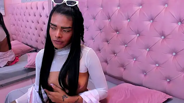 EmmaEbony_ Live Sex Cams